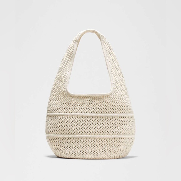 🤍 NWOT Lululemon Cotton Crochet Shoulder Bag 7L Light Ivory - Picture 3 of 11